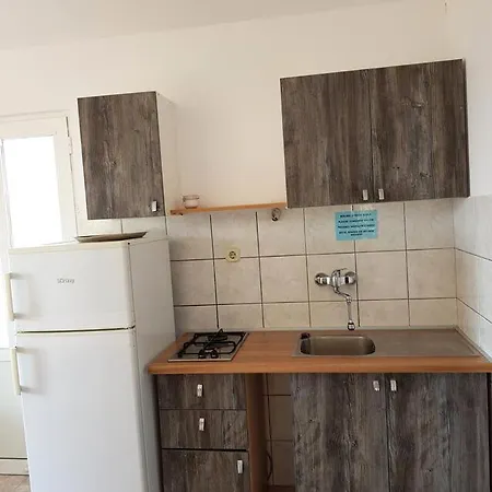Apartment Seaside Secluded Apartments Cove Jedra, Hvar - 2583 Gdinj