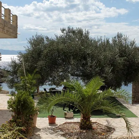 Apartment Seaside Secluded Apartments Cove Jedra, Hvar - 2583 *