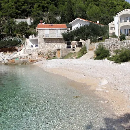Apartment Seaside Secluded Apartments Cove Jedra, Hvar - 2583 Gdinj