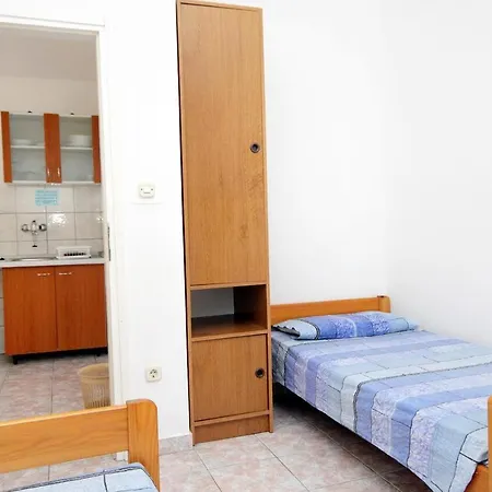 Seaside Secluded Apartments Cove Jedra, Hvar - 2583 Gdinj
